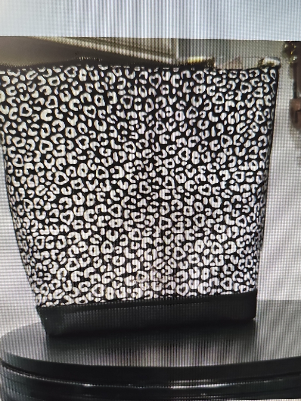 Kate Spade Chelsea Leopard Print Crossbody Bag with Black Trim